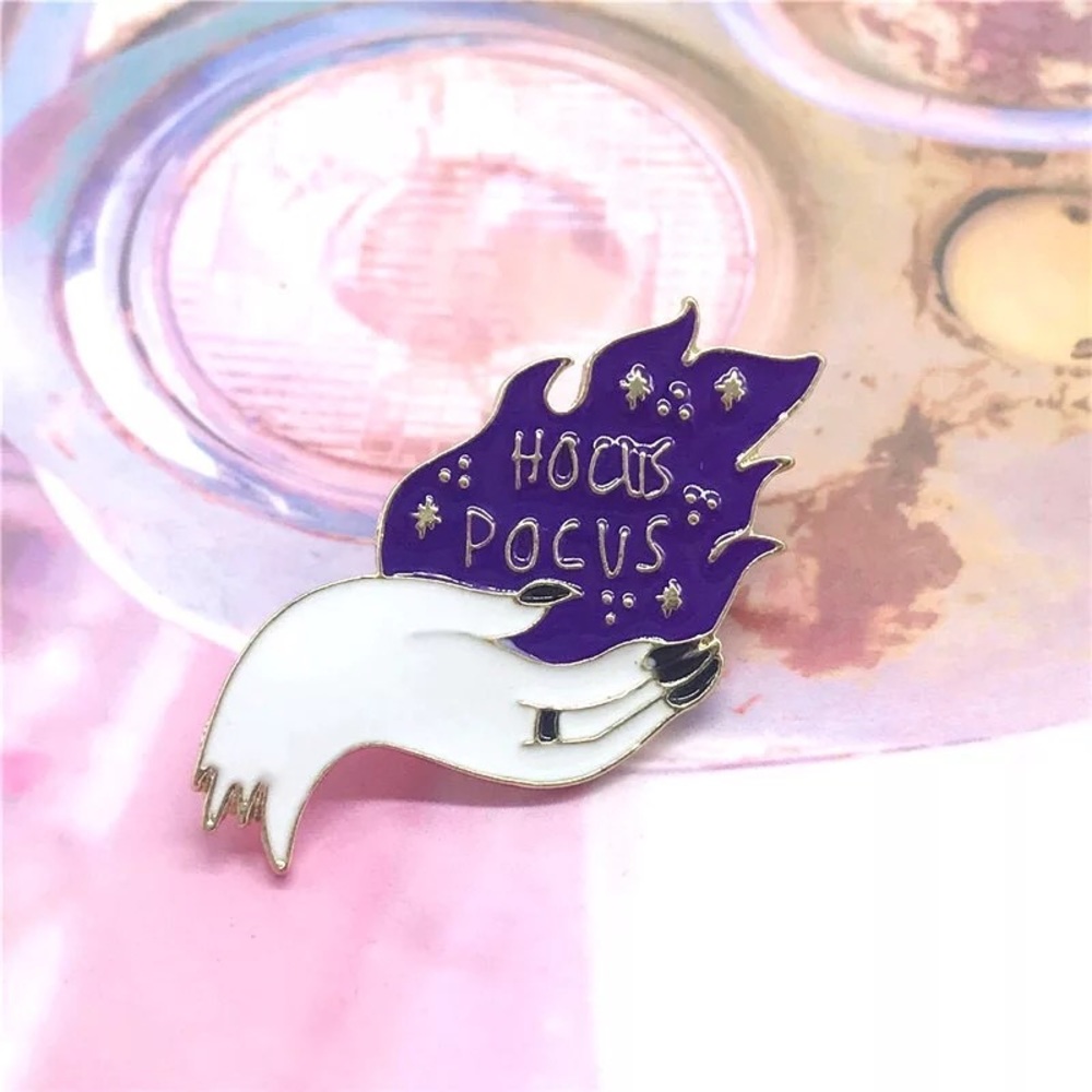 🎉 New Hocus Pocus Witch Pin
